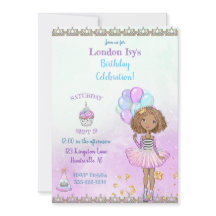 アフリカ系アメリカ人ラベンダー色の誕生日のお姫様