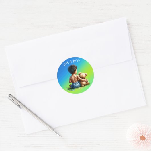 アフリカ系アメリカ人男の赤ちゃん（テディ・ベビーシャワー付） ラウンドシール (封筒)