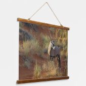 アフリカ野生生物オリックスアンテロープ砂ドゥンサバンナ 吊り下げ型タペストリー (傾斜あり)