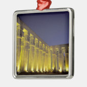 アフリカ、エジプト、ルクソール。アメンホテプのサンコート メタルオーナメント (左)