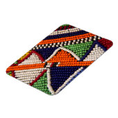 アフリカ、ケニア。マサイトリバルビーズ マグネット (左側)