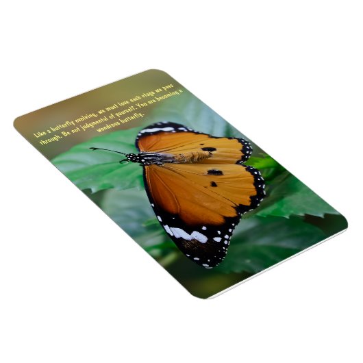 アフリカ(昆虫)オオカバマダラ、モナーク蝶インスピレーション引用文 マグネット (右側)