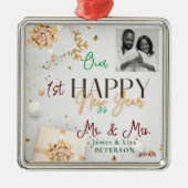 アフルアマー。私たちの初めての新年を迎えるそしてミセス メタルオーナメント (正面)