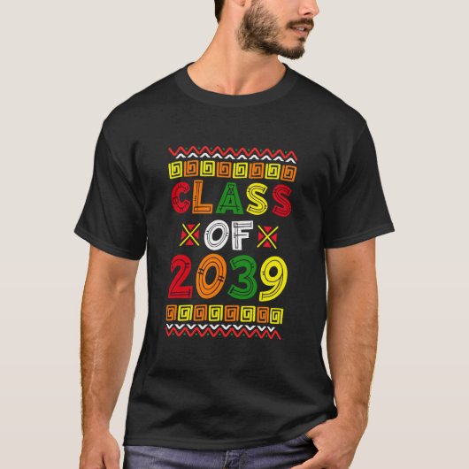 アフロセントリック 2039年 HBCU 卒業予定 Tシャツ (正面)