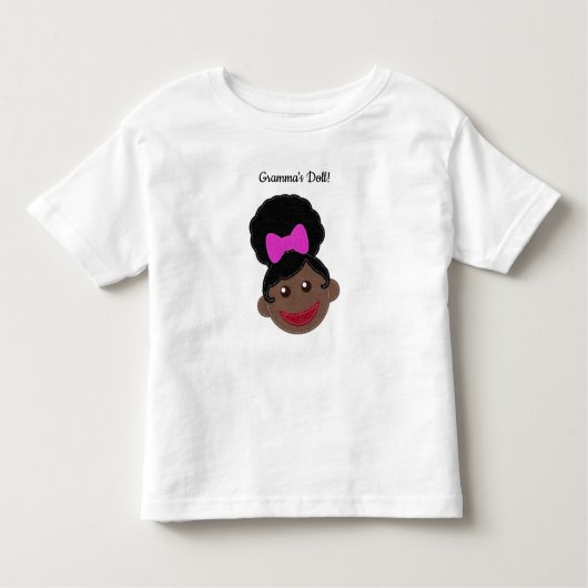 アフロプフ小さな女の子 | Gramma's Doll トドラーTシャツ (正面)