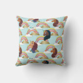 アフロユニコーン虹とハートパターン クッション (裏面)