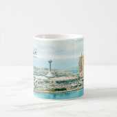 アブダビのスカイライン 水彩画の旅行記念品 コーヒーマグカップ (中央)