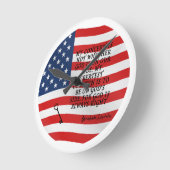 アブラハムリンカーン引用文国旗 ラウンド壁時計 (傾斜)