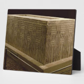 アブ・ローチ(石灰岩)の石棺(3参照) フォトプラーク (側面)