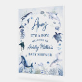 アホイ！海の男の子の赤ちゃんシャワーの下の男の子だ アクリルサイン (傾斜)