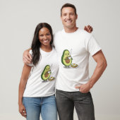 アボカドがコーヒーを飲んでトーストを食べる Tシャツ (ユニセックス)