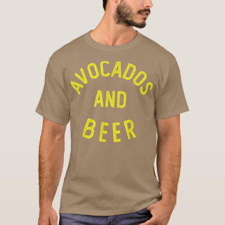 アボカドとビールの飲み物 Tシャツ