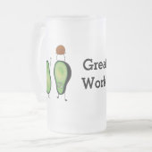 アボカドのおもしろいな元気づける逆立ち緑ピット フロストグラスビールジョッキ (正面左)