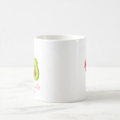 アボカドカップルカスタムの名前 コーヒーマグカップ (中央)