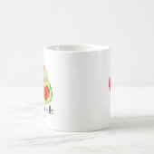 アボカドカップルカスタムの名前 コーヒーマグカップ (中央)