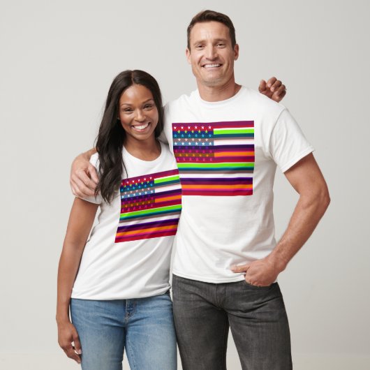アポップ・アートのートアメリカ国旗 Tシャツ (ユニセックス)