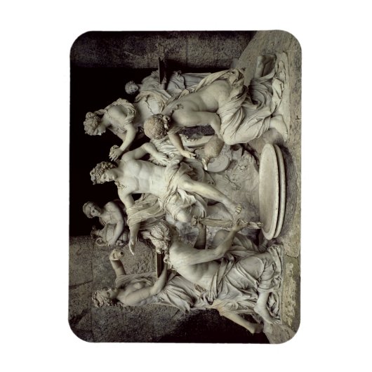 アポロはニンフの世話を受け、成虫を目的とした マグネット (縦)