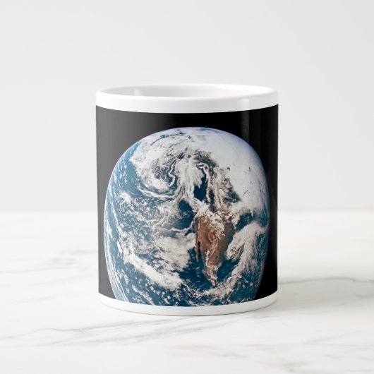 アポロ10号の宇宙船から取り出された地球。 ジャンボコーヒーマグカップ (正面)