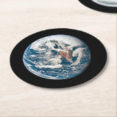 アポロ10号の宇宙船から取り出された地球。 ラウンドペーパーコースター (アングル)