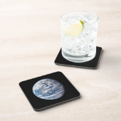 アポロ11号の乗組員によって撮影された惑星の地球。 コースター (右側)