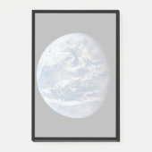 アポロ11号の乗組員によって撮影された惑星の地球。 ポストイット (正面)