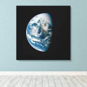 アポロ13号の探査機から取り出された地球。 キャンバスプリント (インサイチュ (ウッドフロア))