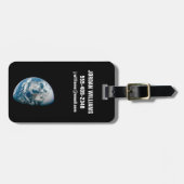 アポロ13号の探査機から取り出された地球。 ラゲッジタグ (正面横)