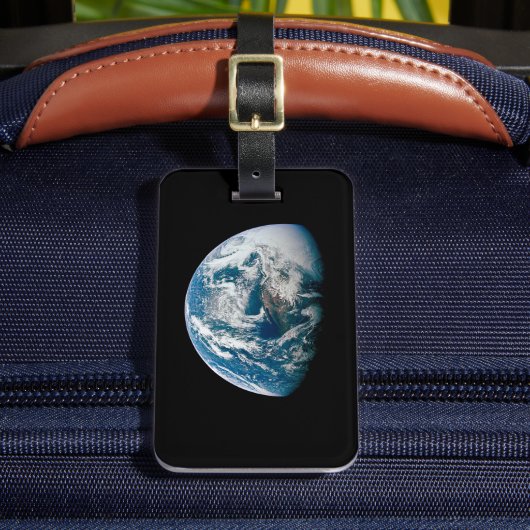 アポロ13号の探査機から取り出された地球。 ラゲッジタグ (正面インサイチュ2)