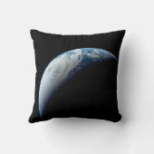 アポロ4ミッションから取り出された三日月地球。 クッション (裏面)