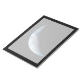 アポロ4ミッションから取り出された三日月地球。 ノートパッド (アングル)