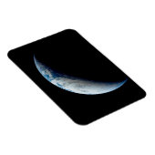 アポロ4ミッションから取り出された三日月地球。 マグネット (右側)