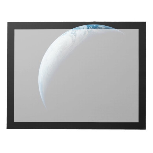 アポロ4ミッションから取り出された三日月地球。2 ノートパッド (正面)