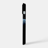 アポロ4ミッションから取り出された三日月地球。 iPhone 15ケース (左側面)