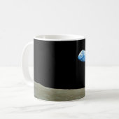 アポロ8代表団によって取られるEarthrise コーヒーマグカップ (正面左)
