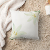 アマリリス花オンホワイト装飾用クッション クッション (ブランケット)