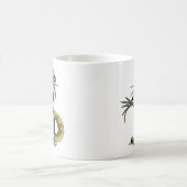 アマルガサウルスがフレディ・クルーガーとしてポーズを取った コーヒーマグカップ (中央)