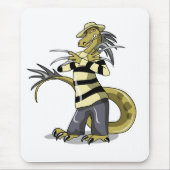 アマルガサウルスがフレディ・クルーガーとしてポーズを取った マウスパッド (正面)