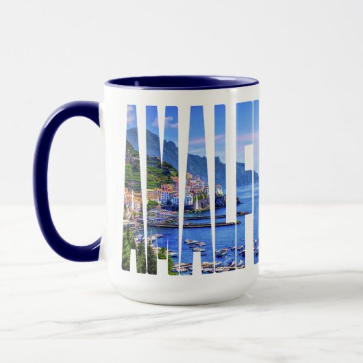 アマルフィイタリアヨーロッパのカラフルな写真のタイポグラフィ マグカップ (左)
