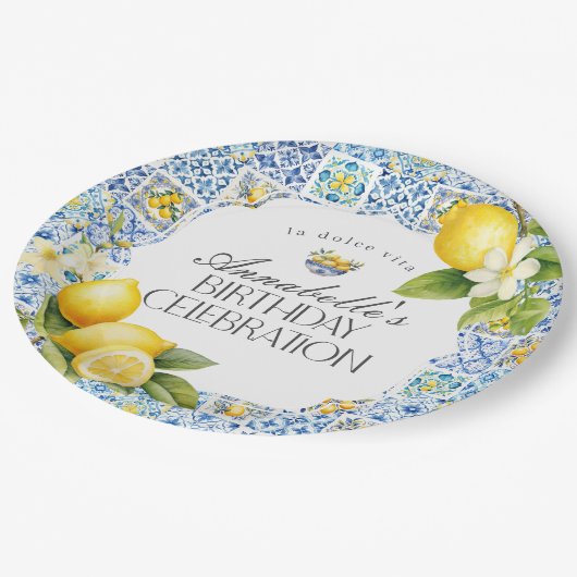 アマルフィイタリアンコースト誕生日パーティードテーブルデコール ペーパープレート (アングル)