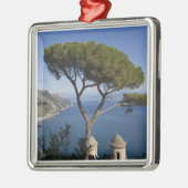 アマルフィ海岸，ラベロ，カンパニア，イタリア メタルオーナメント (左)