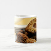 アミガサタケのきのこ コーヒーマグカップ (中央)