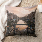 アムステルダムの日没の自転車 クッション (ブランケット)