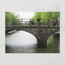 アムステルダムブリッジポストカード上の自転車 ポストカード