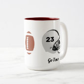 アメッパーソナライズされたクサッカーボール&ヘルメット ツートーンマグカップ (正面右)