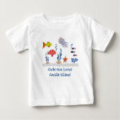 アメリアアイランドFLおもしろい海魚と子供の名前 ベビーTシャツ (正面)