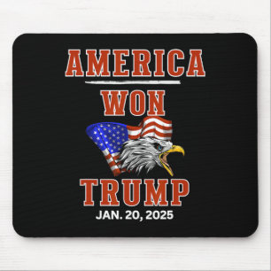 アメリカがトランプで勝利し、人々は金を得た マウスパッド