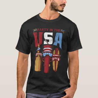 アメリカでピクニック 4th of July アメリカ ホットドッグ Tシャツ