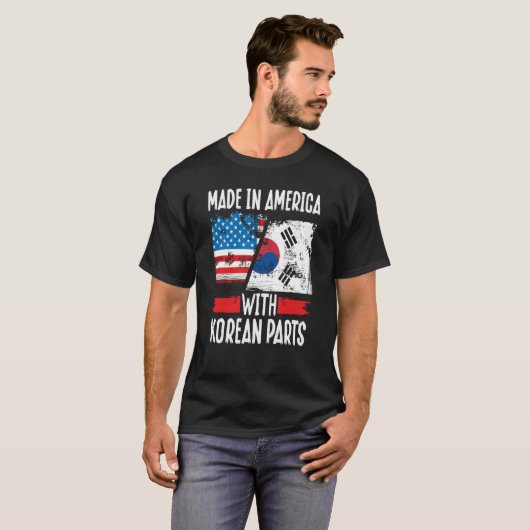 アメリカで作られ、韓国産のアジア系アメリカ人と一緒に作られる Tシャツ (正面フル)