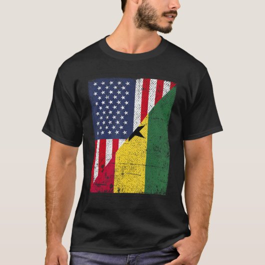 アメリカとガーナの国旗ハーフ&ハーフ デザイン Tシャツ (正面)