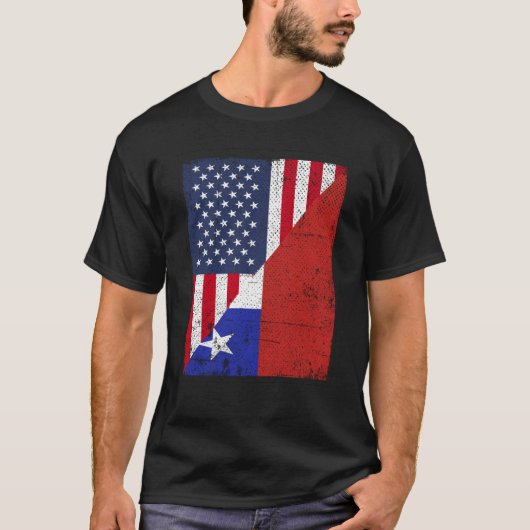 アメリカとチリの国旗が半分ずつ アメリカンチリ人 Tシャツ (正面)